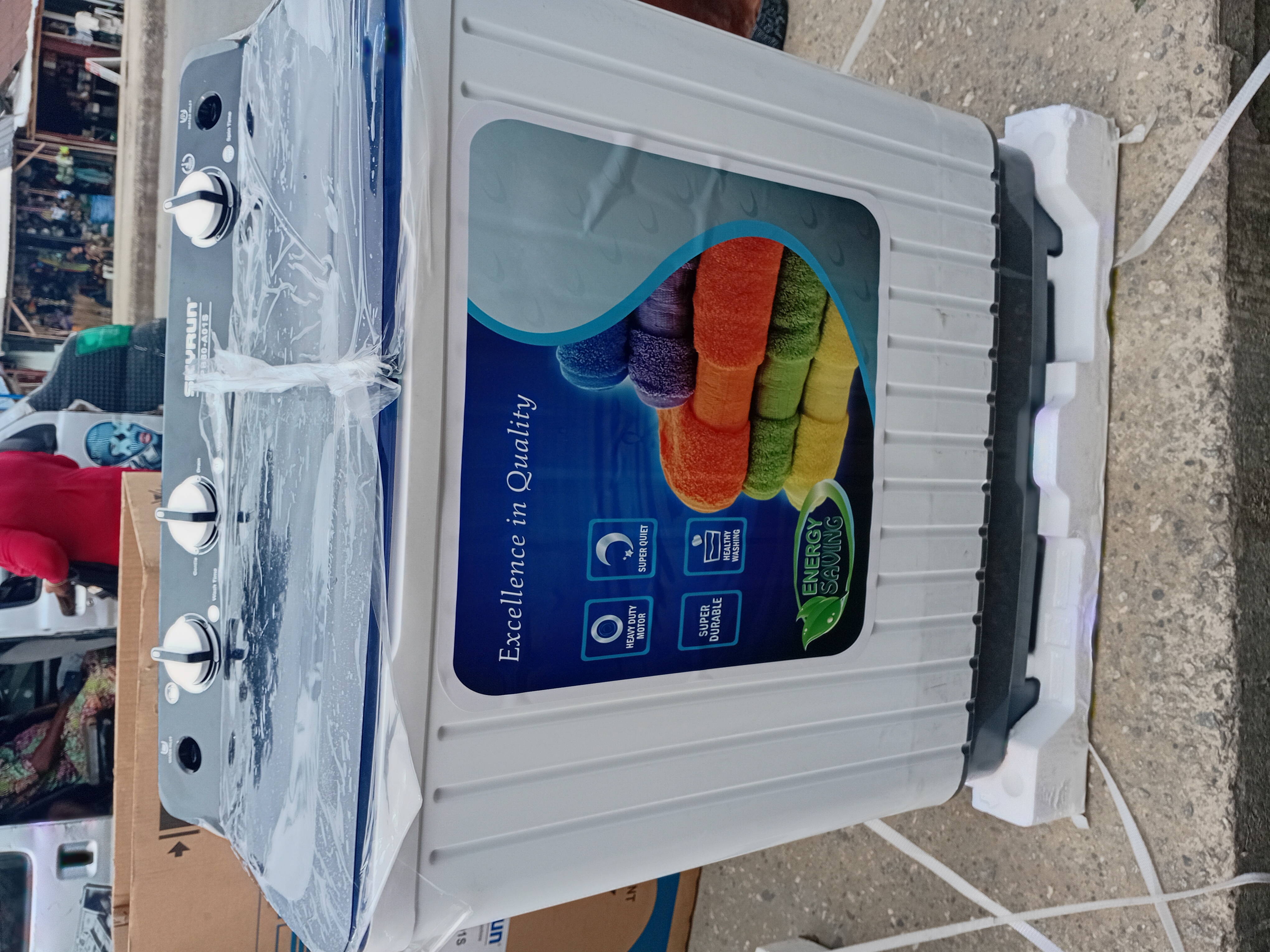 Skyrun washing machine 7kg